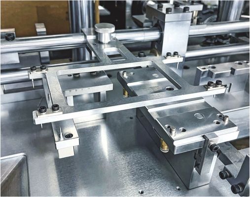 安定した性能 半導体製造用のトリム・アンド・フォーム機械